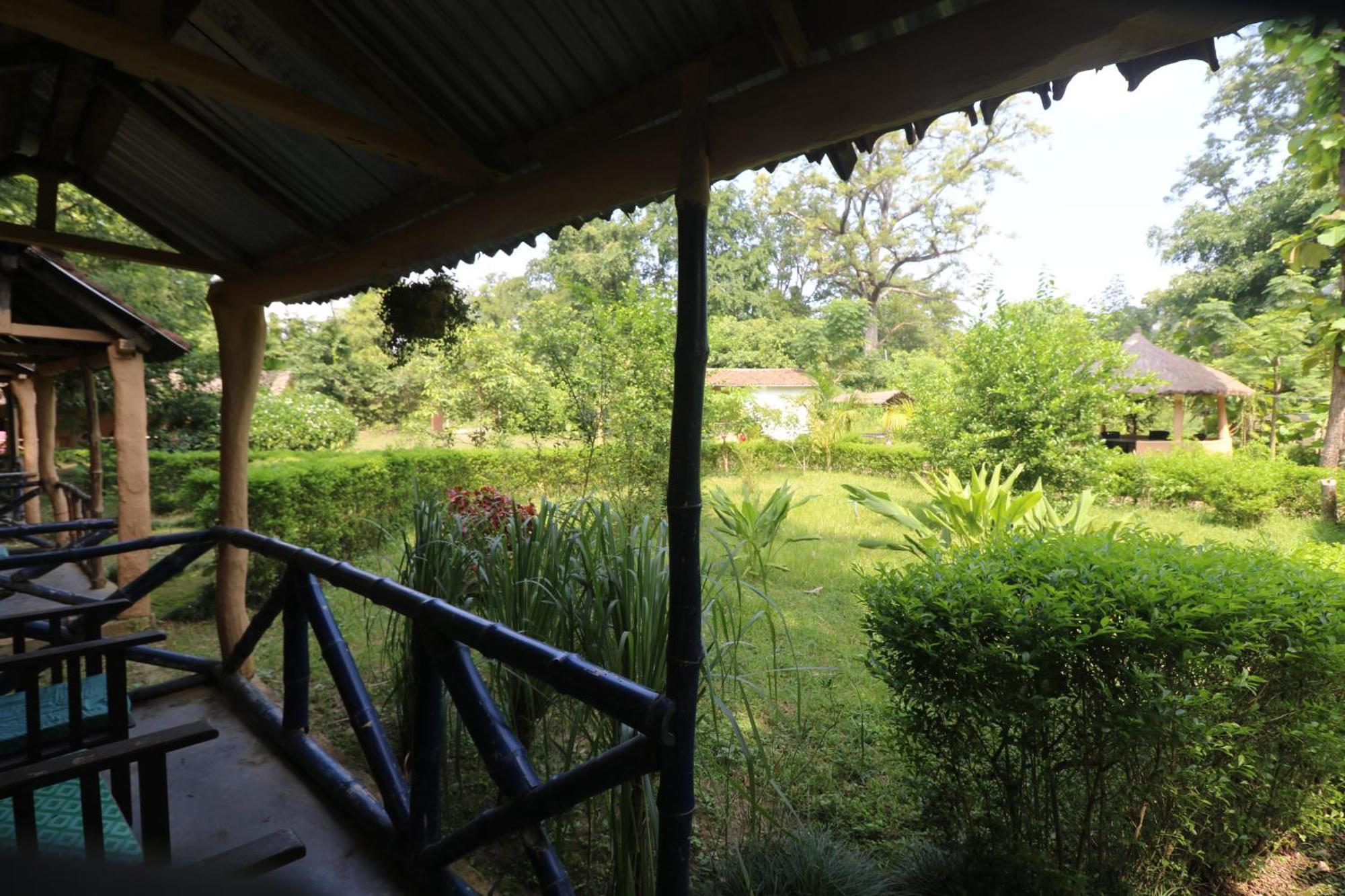 Hotel Wild Planet Eco Retreat Bardiya Exterior foto